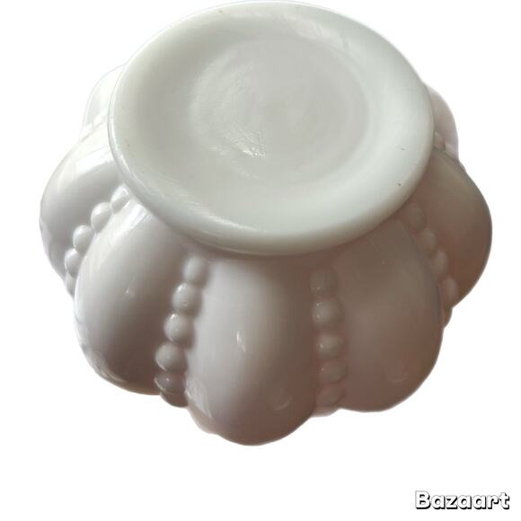 Fenton Beaded Melon Pink Inside, White Outside Glass Silver Crest Vase, Crimped - Picture 4 of 5